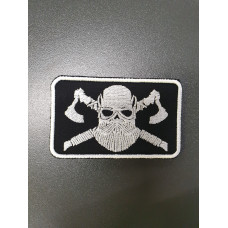 Нашивка, патч, шеврон - "Череп вікінга з топорами"