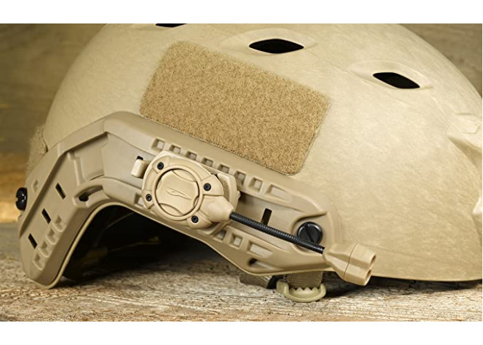 Ліхтар на шолом Princeton Tec Switch RGB-White TAN