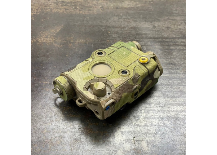 Камуфляжні наліпки на AN/PEQ-15 MultiCam Svetogor Defence