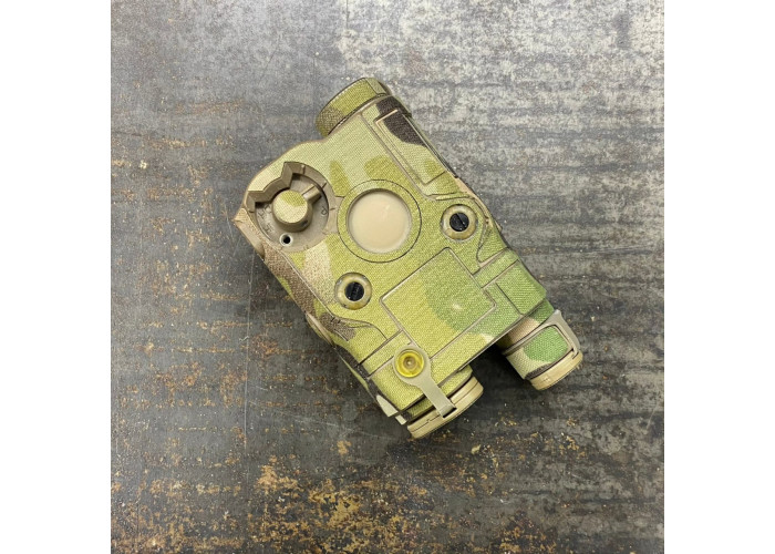 Камуфляжні наліпки на AN/PEQ-15 MultiCam Svetogor Defence